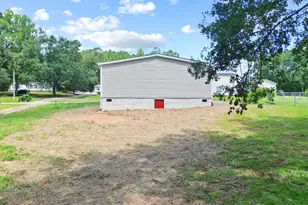 103 Riverview Park, Cowpens, SC 29330 - Photo 14