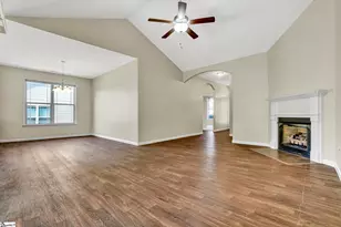 324 S Stonegate Dr, Seneca, SC 29678 - Photo 8