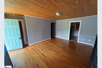 207 Pridmore Street, Laurens, SC 29360 - Photo 2