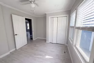 946 N Logan St, Gaffney, SC 29341 - Photo 10