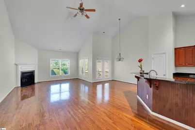 27 Pine Island Drive, Simpsonville, SC 29681 - Photo 4
