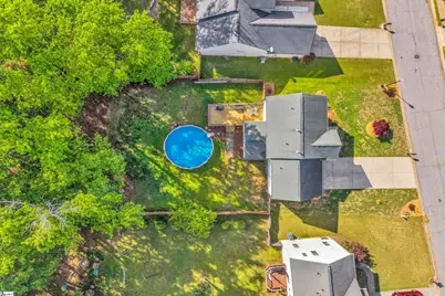 415 Scarlet Oak Drive, Fountain Inn, SC 29644 - Photo 2