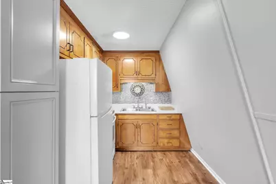 112 Hilltop Road, Laurens, SC 29360 - Photo 10