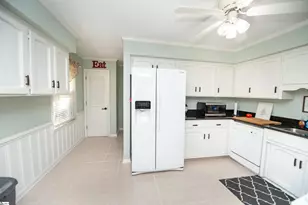 20 Briarcreek Ct, Spartanburg, SC 29301 - Photo 8