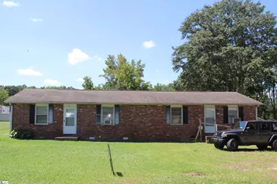 621 Freddie Drive, Spartanburg, SC 29303 - Photo 2