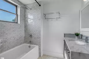 400 E Washington St, Greenville, SC 29601 - Photo 14