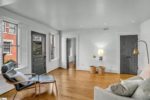 400 E Washington St, Greenville, SC 29601 - Photo 8