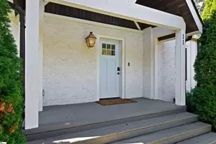 11 Pleasant Ridge Ave, Greenville, SC 29605 - Photo 4