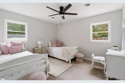401 Clarendon Drive, Easley, SC 29642 - Photo 16