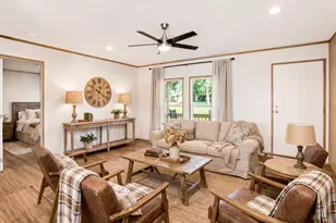 242 Black Bottom Rd, Liberty, SC 29657 - Photo 2