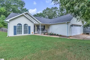411 Hill Ln, Mauldin, SC 29662 - Photo 1