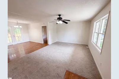 106 Hilltop Road, Laurens, SC 29360 - Photo 6