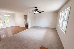 106 Hilltop Rd, Laurens, SC 29360 - Photo 6
