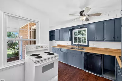 151 Woodhaven Drive, Spartanburg, SC 29307 - Photo 4
