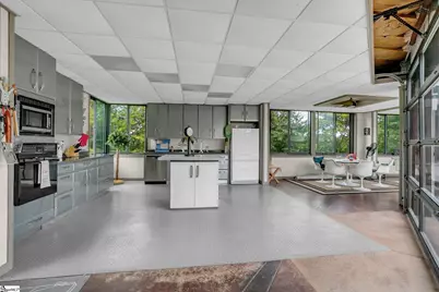 1286 N Highway 101, Greer, SC 29651 - Photo 12