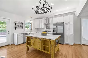 6 Covington Rd, Greenville, SC 29617 - Photo 6