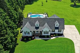 12 Silver Meadow Ln, Greer, SC 29651 - Photo 1