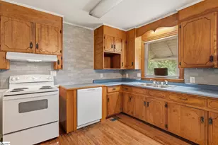 606 Perry Rd, Greenville, SC 29609 - Photo 10