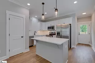 10 Howard St, Greenville, SC 29611 - Photo 8