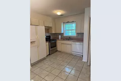 109 Everest Drive, Inman, SC 29349 - Photo 2