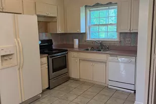 109 Everest Dr, Inman, SC 29349 - Photo 2