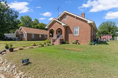 84 Saluda Street, Ninety Six, SC 29666 - Photo 1