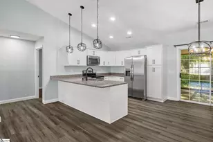 210 Abigail Ln, Greer, SC 29651 - Photo 6