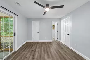210 Abigail Ln, Greer, SC 29651 - Photo 16