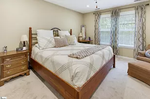705 N Almond Dr, Simpsonville, SC 29681 - Photo 16