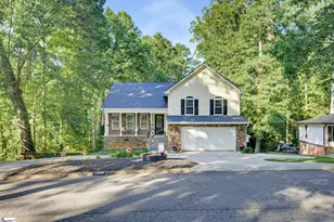 705 N Almond Dr, Simpsonville, SC 29681 - Photo 2