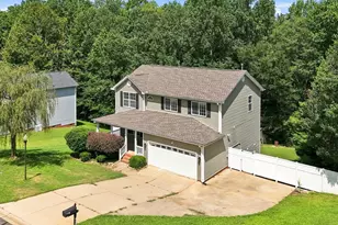 719 Timberwood Ridge, Greer, SC 29651 - Photo 2