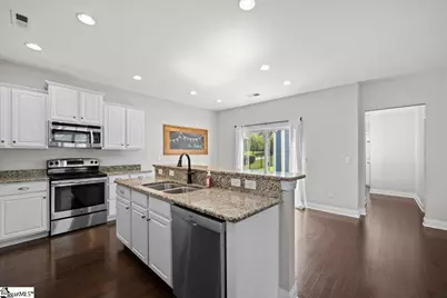 233 Fremont Drive, Simpsonville, SC 29680 - Photo 8