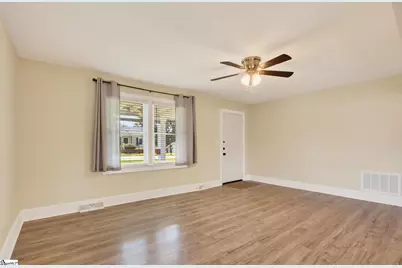 108 Mountain View Avenue, Greer, SC 29650 - Photo 10