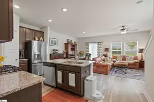 615 Reese Ln, Greenville, SC 29617 - Photo 6