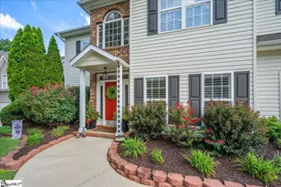 9 Dapple Gray Ct, Simpsonville, SC 29680 - Photo 2