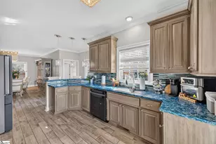 102 Lantern Ridge Dr, Easley, SC 29642 - Photo 14
