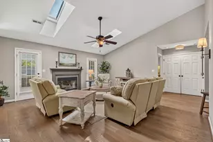 13 Chinaberry Ln, Simpsonville, SC 29680 - Photo 4