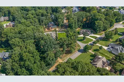 645 Breckenwood Drive, Spartanburg, SC 29301 - Photo 14