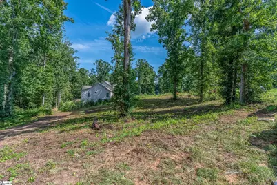 645 Breckenwood Drive, Spartanburg, SC 29301 - Photo 8