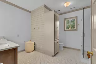 400 W Faris Rd, Greenville, SC 29605 - Photo 20