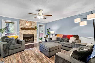 215 E Shefford Street, Greer, SC 29650 - Photo 12