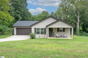 155 W Mill St, Gray Court, SC 29645 - Photo 1