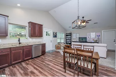 155 W Mill Street, Gray Court, SC 29645 - Photo 8