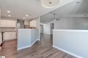 713 Bent Hollow Ct, Moore, SC 29369 - Photo 10