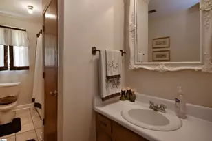 223 Redwood Dr, Easley, SC 29642 - Photo 16