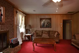 223 Redwood Dr, Easley, SC 29642 - Photo 4