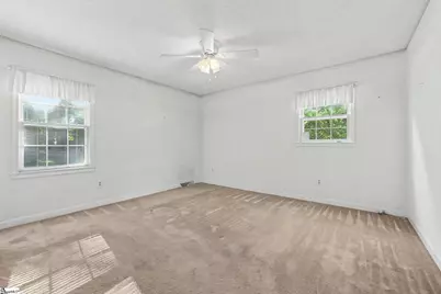 105 Vicksburg Court, Simpsonville, SC 29681 - Photo 16