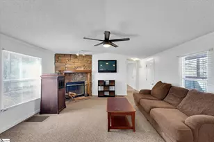 210 Elaine Dr, Piedmont, SC 29673 - Photo 6