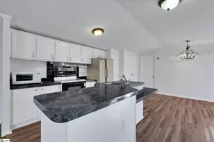 210 Elaine Dr, Piedmont, SC 29673 - Photo 10