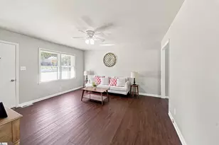 104 Tower Dr, Moore, SC 29369 - Photo 4